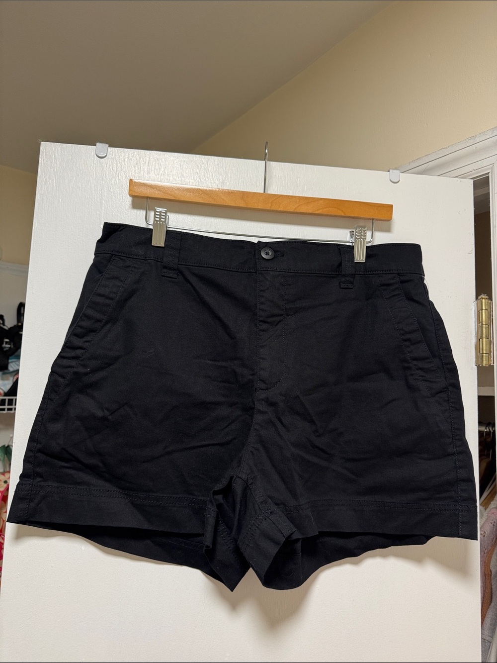 Old Navy High Waisted OGC Chino Shorts Size L - Picture 2 of 4